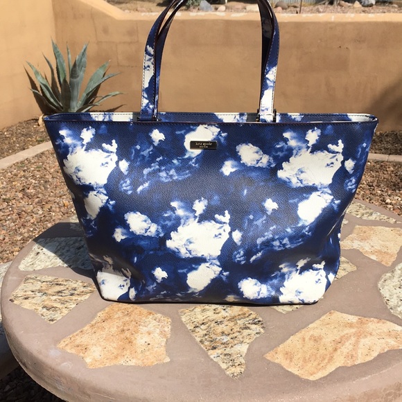 kate spade Handbags - Kate Spade tote